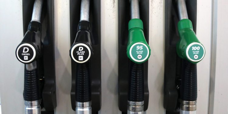 Još stignete napuniti spremnike: Od 1. srpnja sve poskupljuje, ovo su nove cijene goriva