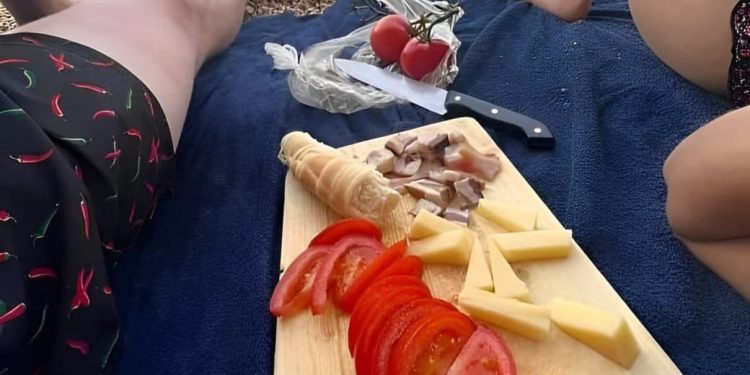 KAKO PREPOZNATI HRVATE NA PLAŽI? Skloni smo zezanju na račun drugih, a ovako vide nas!