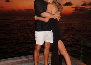 Kad je stomatolog umro u kasinu napuštajući trag izgubljenog novca, pacijenti u agoniji zahtijevali su odgovore. Sada, njegova neuhvatljiva supruga otkriva posljednju, šokantnu izdaju Lucy Manly