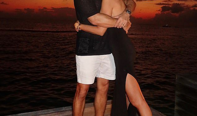 Kad je stomatolog umro u kasinu napuštajući trag izgubljenog novca, pacijenti u agoniji zahtijevali su odgovore. Sada, njegova neuhvatljiva supruga otkriva posljednju, šokantnu izdaju Lucy Manly