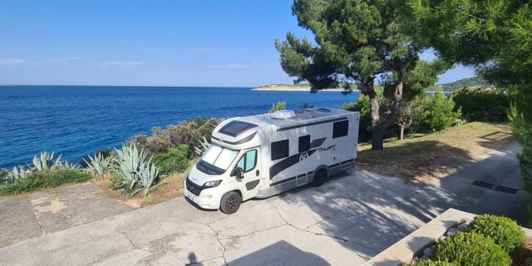 “Kamperima dođu ljudima ispred kuća na Cresu, a imaju kamp samo 3 km dalje!