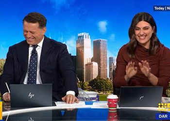 Kanal devet slučajno emitira genitalije Footy Star -a uživo u emisiji Today, ostavljajući Karla Stefanovića izgubljenog zbog riječi