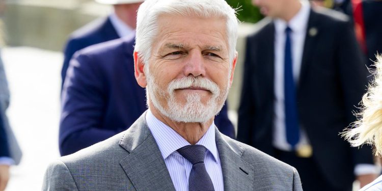 Kina jednako opasna kao Rusija u kibernetičkoj špijunaži, upozorava češki predsjednik