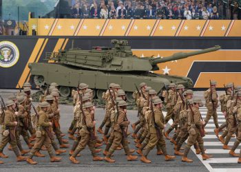 Koliko je Trump nepopularan? Čak se i neki ljudi koji su prisustvovali njegovoj vojnoj paradi ne vole