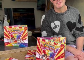 Koraci “Ian H Watkins udara u JK Rowlinga jer tvrdi da je LGBTQI+ zajednica” pod napadom “:” Kako se usuđuješ izazvati moje postojanje? “