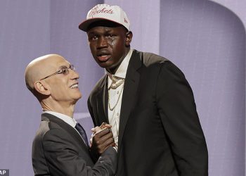 Košarkar Khaman Maluach koji se bojao da ga je deportirao Donald Trump odabran je u NBA draftu