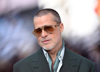 LA dom Brada Pitta napali su provalnici koji su skalirali ogradu i provalili prozor