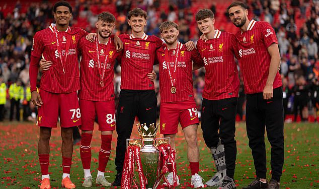 Liverpool nije u razgovoru o tome da dopušta da se zvijezda u usponu odlazi za Bayer Leverkusen u sklopu rekordnog Floriana Wirtza ugovora