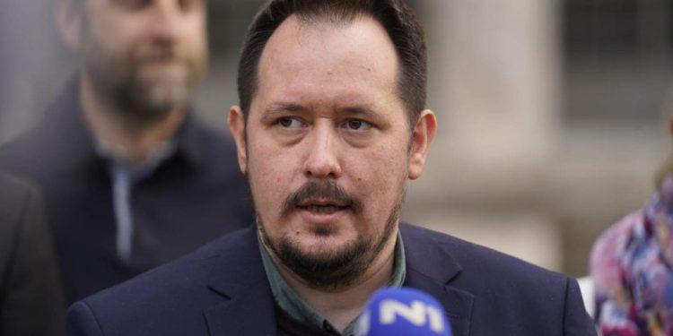 Lolić: “Nakon svih Keruma, Kutli, Sanadera, Vidoševića i sličnih junaka u povijesti našeg grada, lampioni se pale Bojanu”