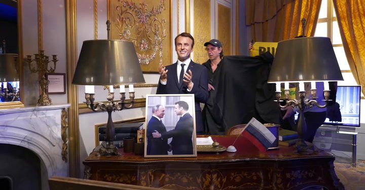 Macron Waxwork ‘posuđena’ od muzeja od strane francuskih aktivista | Vijesti