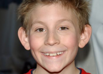 Malcolm u srednjem ponovnom pokretanju preinačuje naš omiljeni TV mali brat Dewey – ali iz prilično dobrog razloga