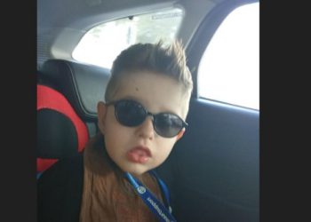 Maleni Jasmin iz Mostara vodi tešku životnu bitku i treba našu pomoć