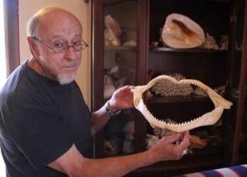 Mario Čaleta Čarli oplovio je cijeli svijet, preživio fortunale i nasukavanja, a danas ima impresivnu kolekciju sa svojih putovanja (FOTO)