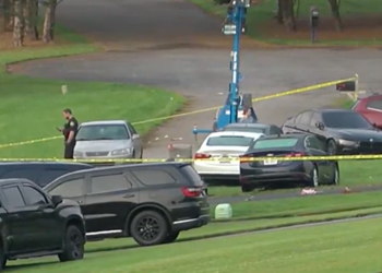 Masovna pucnjava na kućnoj zabavi u mirnom gradu Sjeverne Karoline ostavlja jednu mrtvu i 11 hospitilizaed