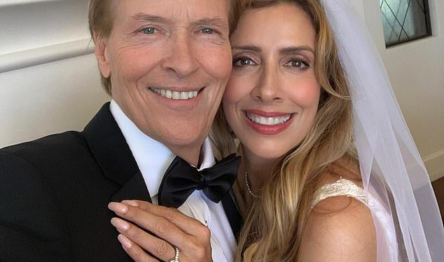 Melrose Place Star i bivši Jack Wagner, 65 godina Heather Locklear, udaje se za djevojku od četiri godine