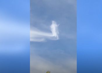 Mladi katolici s Filipina u suzama dijele snimke: ‘Vidjeli smo Isusa u oblaku’