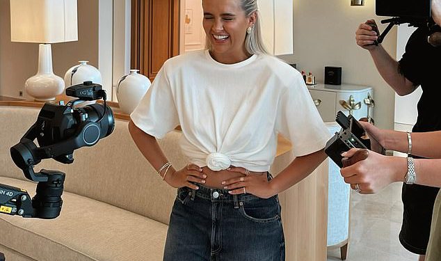 Molly -Mae Hague potvrđuje da će se sve vratiti za drugu sezonu dok ona i Tommy Fury ponovno postavljaju njihovu romansu – ali on se još uvijek neće pojaviti na kameri