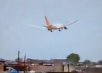 Moment london-vezani Air India Flight se sudari ubrzo nakon polijetanja | Vijesti