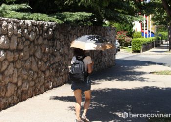 Mostar ide na 41 stupanj, izdano narančasto upozorenje