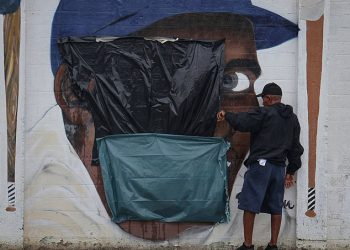 Mural poštujući MLB legende Jackie Robinson i Minnie Minoso vandalizirani s bolesnom rasističkom porukom
