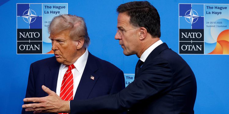 NATO BOSS naziva Trumpu ‘tata’ – RT World News