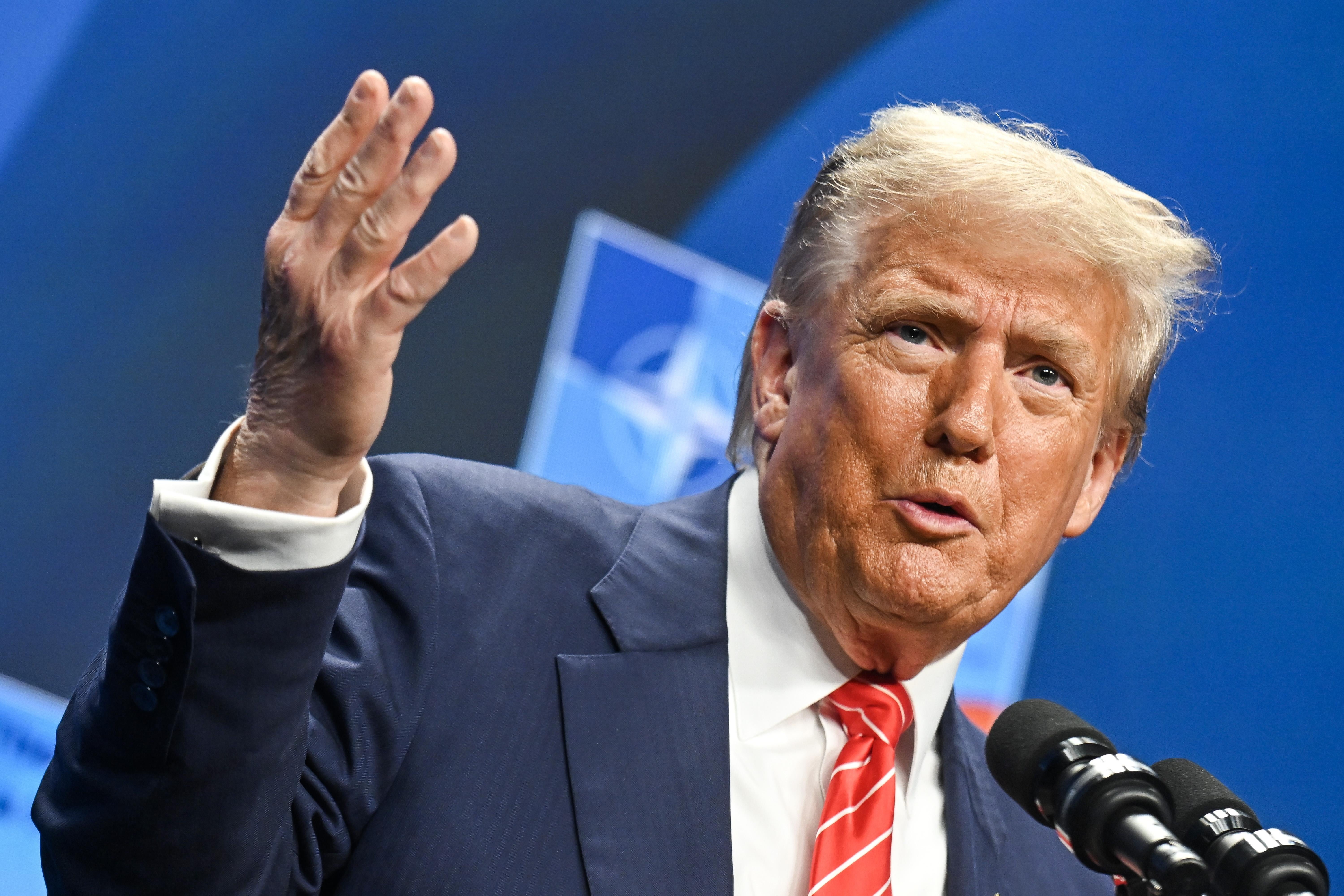 Donald Trump je ovaj tjedan inzistirao da iranski nuklearni program nije samo vratio udari na tri mjesta, već je u potpunosti završio