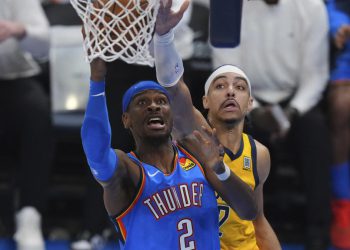 NBA, igrači koji su u istoj sezoni pobijedili u regularnoj sezoni i finale MVP -a