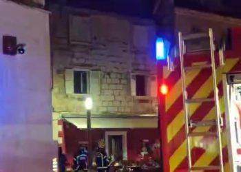 NEMA ODMORA ZA VATROGASCE Izbio požar stana u Makarskoj