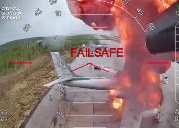 Napad na ruske nuklearne bombardere zarobljene u novim snimkama bespilotnih letjelica u Ukrajini | Vijesti
