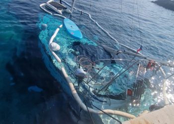 Nasukana Jedrilica kod Modre špilje još nije sanirana, radi probleme brodovima koji dolaze s turistima: Evo kada će se ukloniti