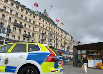 Nekoliko ozlijeđenih kao tramvaj i sruši se u piceriju u Švedskoj