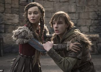 Nepo Baby Nico Parker udari se u Backlash preko njezinog lijevanja u blockbusteru kako trenirati svog zmaja