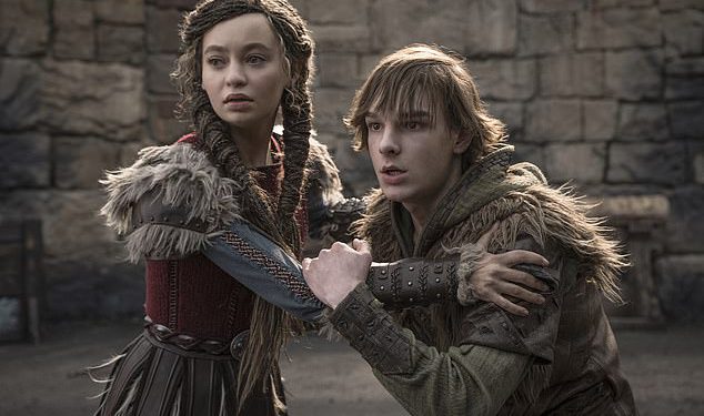 Nepo Baby Nico Parker udari se u Backlash preko njezinog lijevanja u blockbusteru kako trenirati svog zmaja