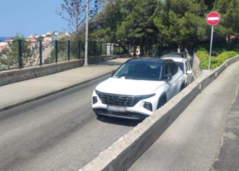 Neznani ‘junak’ od jutros radi kazin na Boninovu, autobusi jedva prolaze