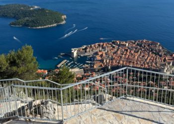 Novi vidikovac na Srđu na metama kritika. Dubrovačka poduzetnica: “Nova turistička ponuda je dobra stvar!”