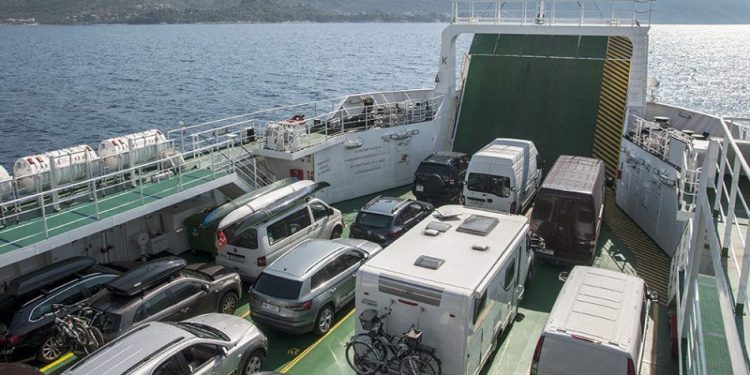 OD SUTRA Otočani imaju pravo prvenstva ukrcaja na 2 linije između Krka i Cresa