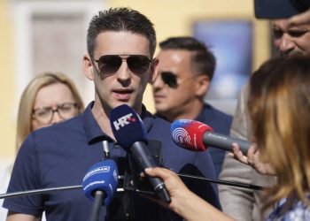 OŠTRA KRITIKA Petrov o političkoj situaciji u Splitu: “Neka Šuta pošalje ‘rektalne alpiniste’ na godišnji”