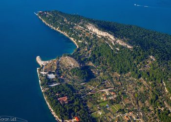 OVO JE BIZARNO Vatromet bez zakona u srcu Marjana? Park-šuma Marjan optužuje Grad Split za ignoriranje propisa. Evo o čemu se radi