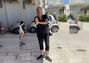 OVO je dobilo devet dana zatvora zbog rasističkog vrijeđanja i pljuvanja turistkinje iz Azije u Splitu