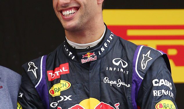 Obožavatelji Aussie F1 zvijezde Daniel Ricciardo okreću se preko objave na društvenim mrežama: “Sigurno vam ne treba novac koji loše”