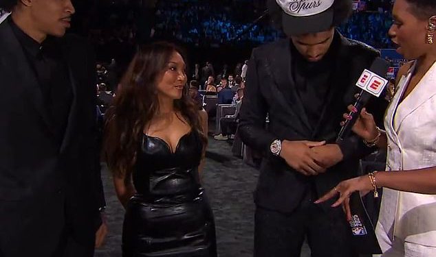 Obožavatelji divljaju za NBA draftu zvijezdu Dylana Harpera, dok ona postaje sina s ESPN pojavom