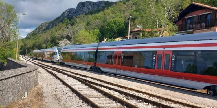 Od danas moderni vlak ponovno povezuje Pulu, Zagreb i Ljubljanu