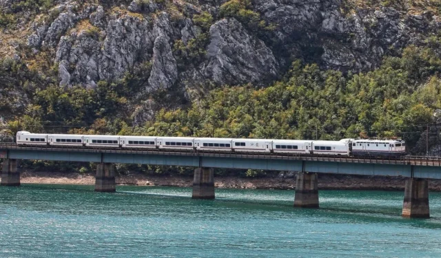 Od jutros ponovno prometuje vlak Sarajevo – Ploče