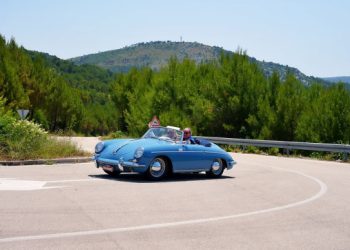 Održan 3. Oldtimer Rally Ston: Više od 80 starih ljepotana provozalo se putevima Pelješca i Primorja