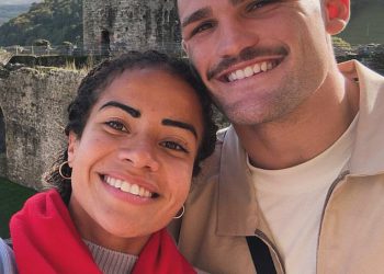 Održavajući sve nagađanje! NRL superzvijezda Nathan Cleary odbija isključiti poremećaj bombe u ragbi