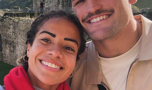 Održavajući sve nagađanje! NRL superzvijezda Nathan Cleary odbija isključiti poremećaj bombe u ragbi