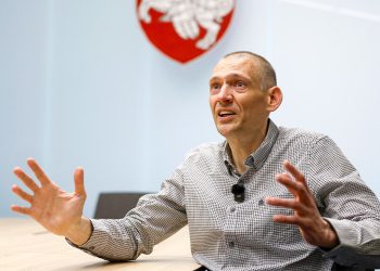 Oslobođeni bjeloruski disident Pojedinosti o mučenju, nagovara puštanje zatvorenika