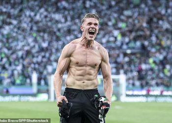 Otkriveno: Snubs Manchester United Viktora Gyokeresa i želi se preseliti u suparnika Premier lige ‘kao Sporting -ova zvijezda od 70 milijuna funti’ donosi konačnu odluku ‘na ljetnom transferu