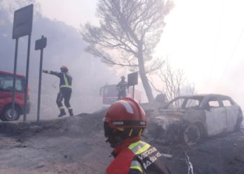 Ozlijeđeni vatrogasac: “Plamen je bio visok skoro 30 metara, jedva sam uspio pobjeći”