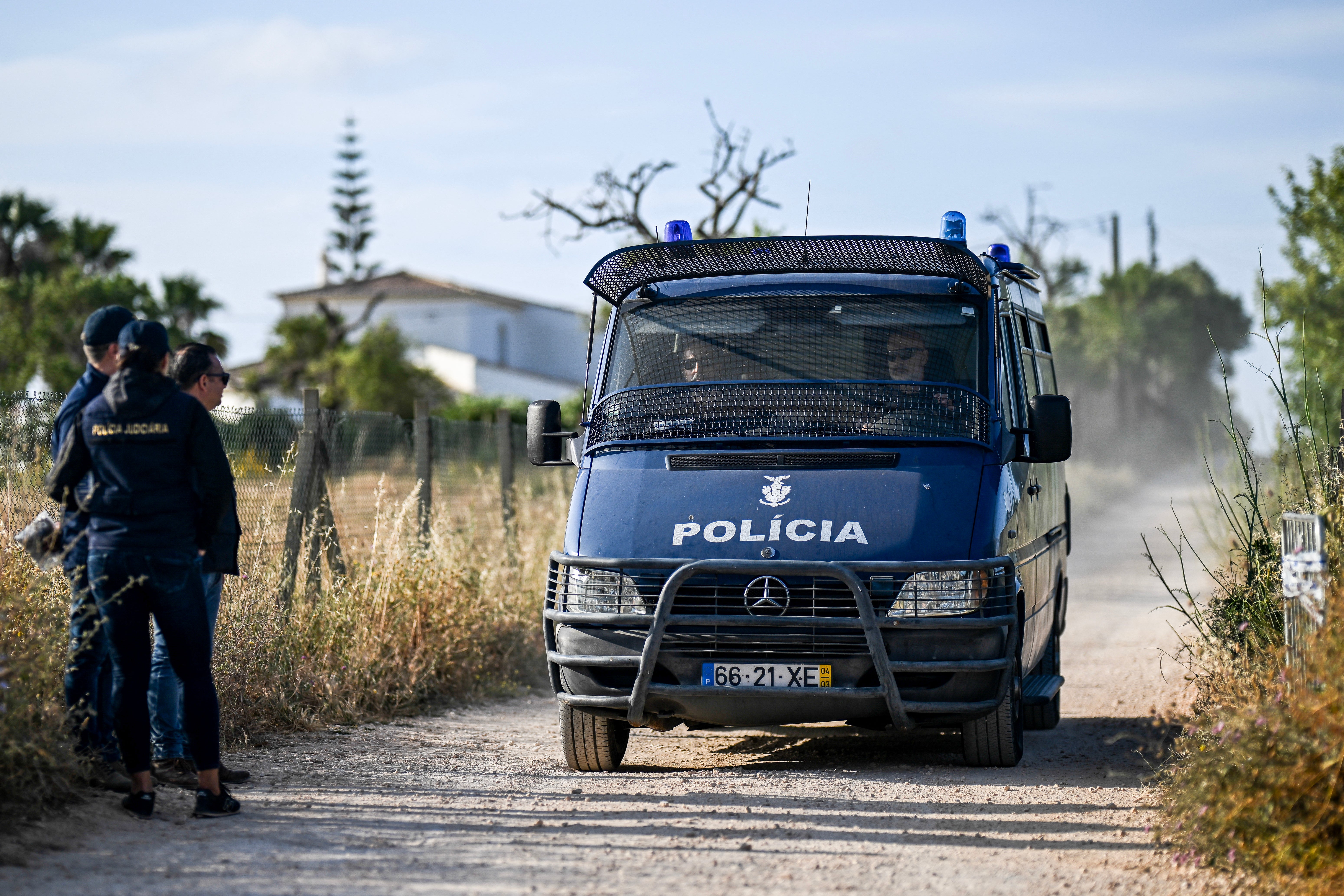 Portugalska istražna policija stiže u kombi na mjestu nove potrage